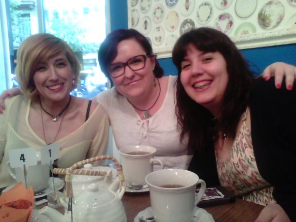 Ximena, Nínive y Sheila o ... ¡las que liaron el cotarro!